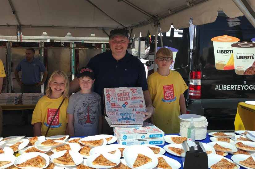  Blue blood AI and Domino’s Pizza Hand Out Pizza to Finishers at the Jimmy Fund Walk